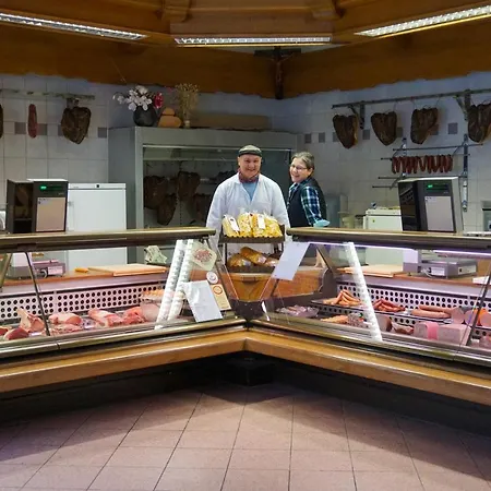 Fogadó Gasthof-fleischerei Engl *