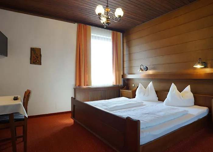 Gasthof-fleischerei Engl Inn *