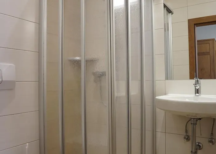 Gasthof-fleischerei Engl Inn